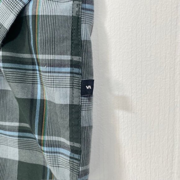 RVCA Brand Button Up Shirt Men's Size Medium Green Gray Plaid Long‎ Sleeve - Picture 4 of 9